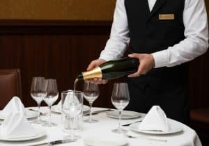 service vin champagne fine dining